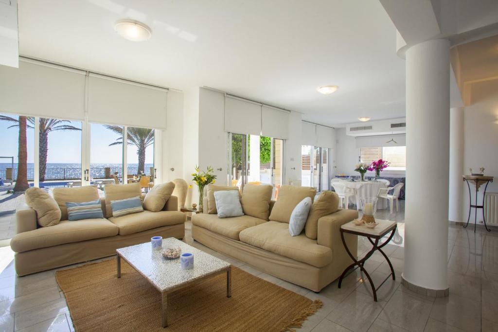 Imagine Your Family Renting This Luxury Beachfront Villa, Larnaca Villa 1399