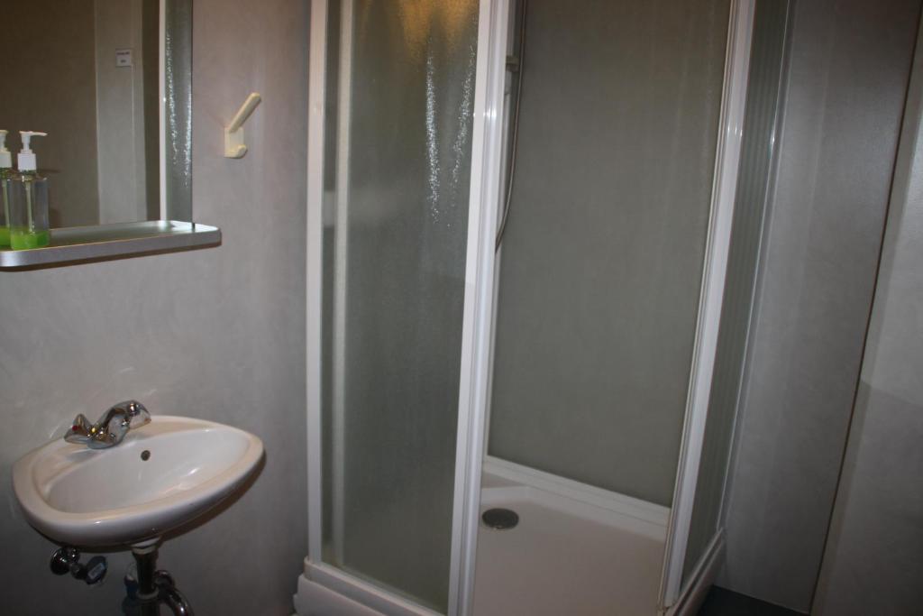 101 Guesthouse Hotel - Resim 22