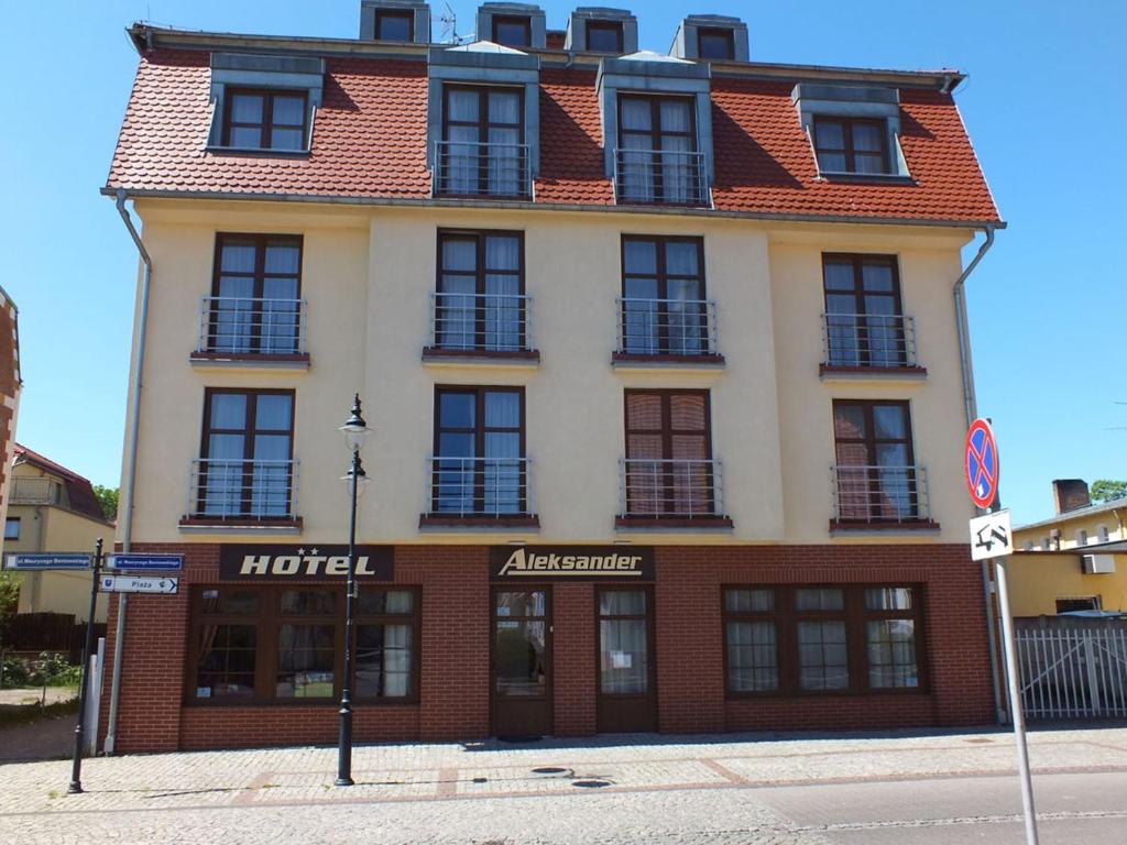 Budynek, w którym mieści się hotel