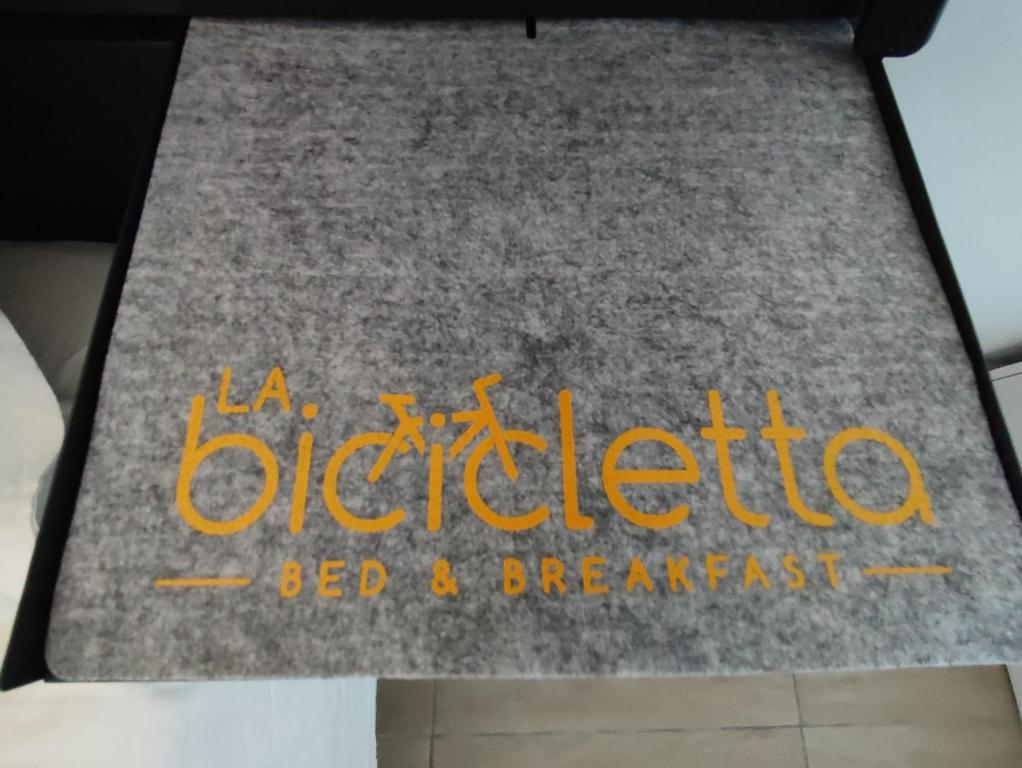 Certyfikat, podpis lub inny dokument wystawiony w obiekcie b&b La Bicicletta