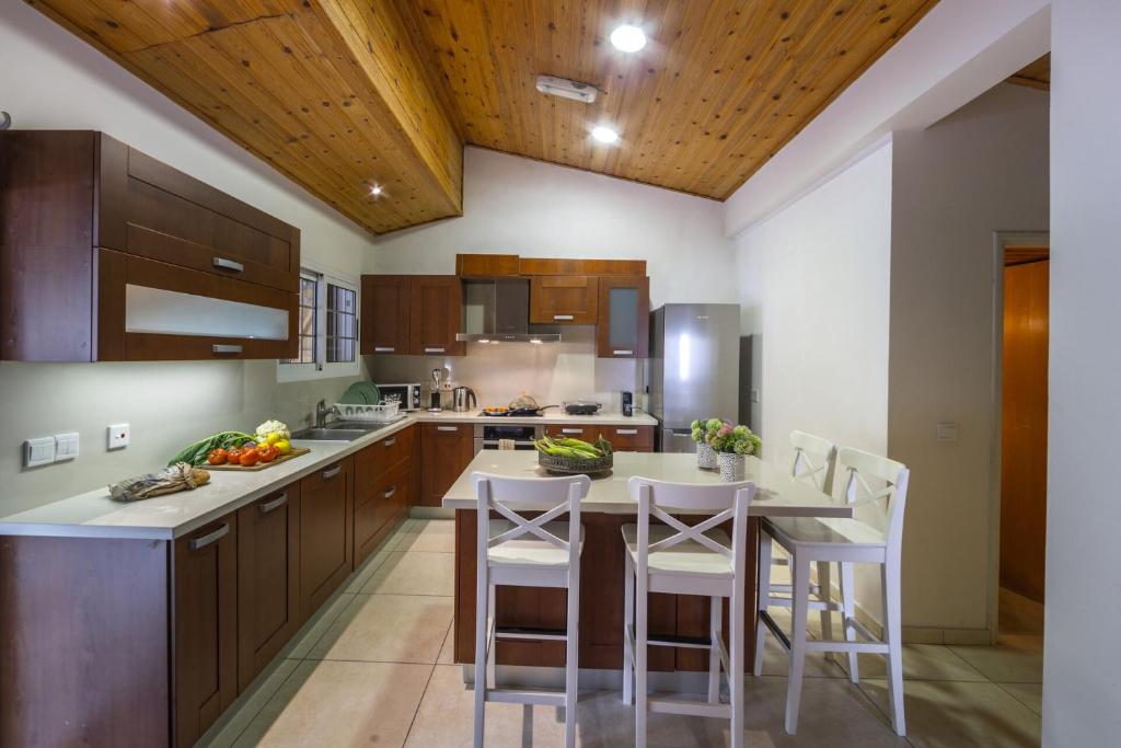 You and Your Family will Love this 5 Star Villa with Forest Views, Limassol Villa 1001