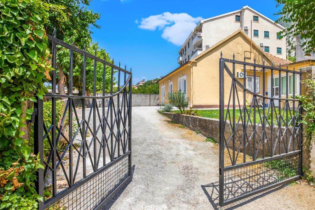 Apartments Željka-Dobrota - 3