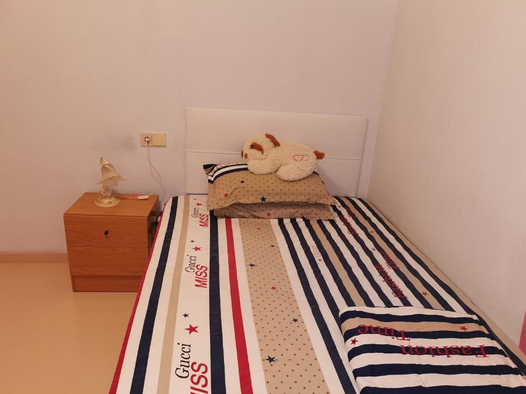 Gran piso, Alicante – Updated 2023 Prices