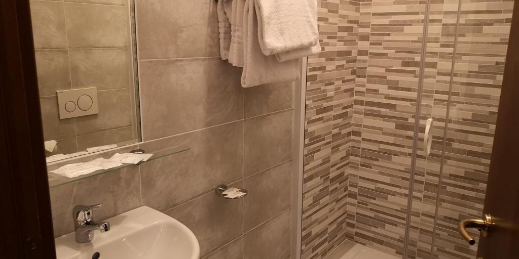 AUTO PARK Hotel - Resim 21