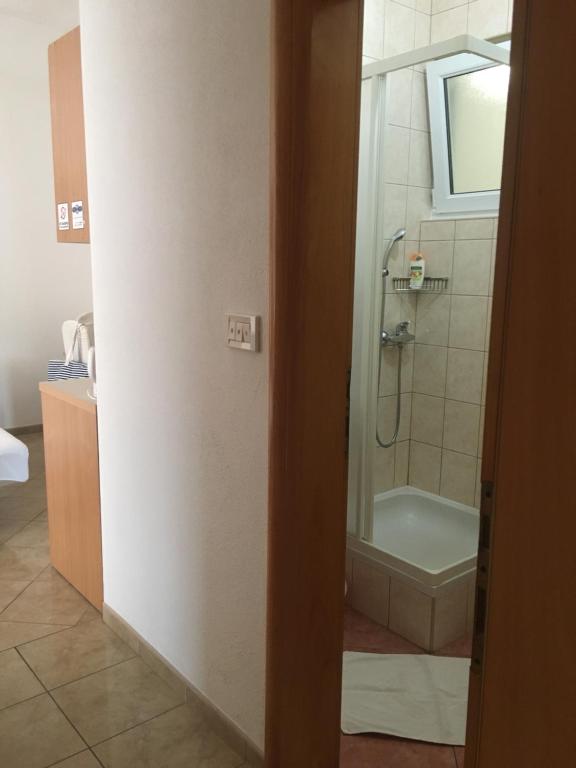 Apartments MAMPAS - Studio Apartment