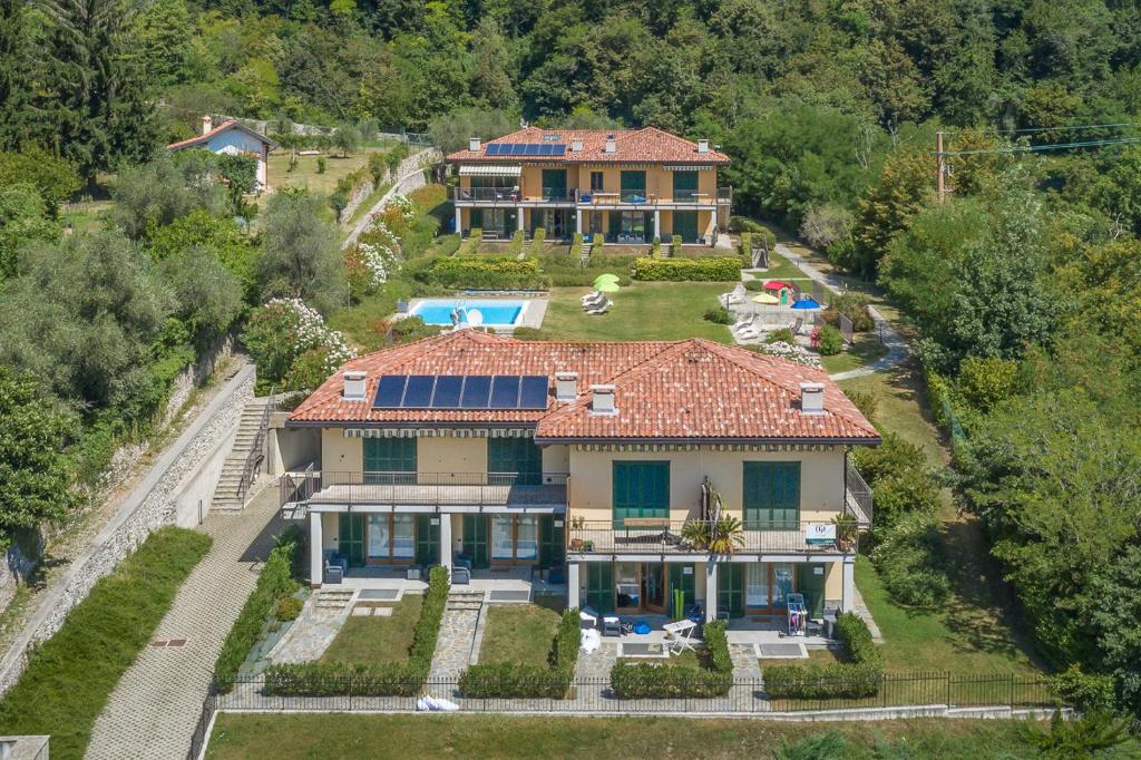 Bazén v ubytování Apartment Gli Ulivi 4 - Tremezzina nebo v jeho okolí