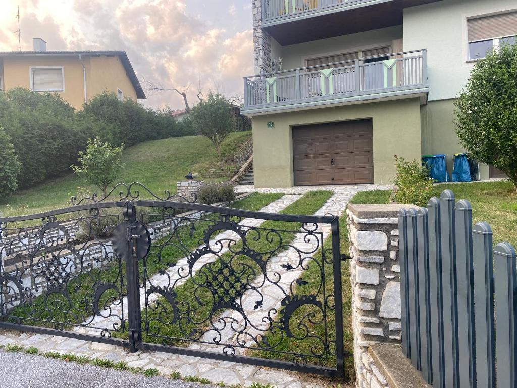 Zahrada ubytování Apartment mit Parkblick