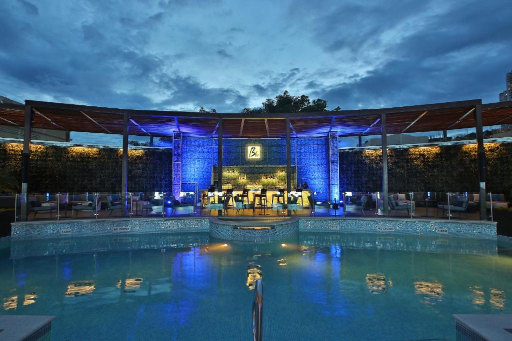Bazén v ubytování InterContinental Tegucigalpa at Multiplaza Mall by IHG nebo v jeho okolí