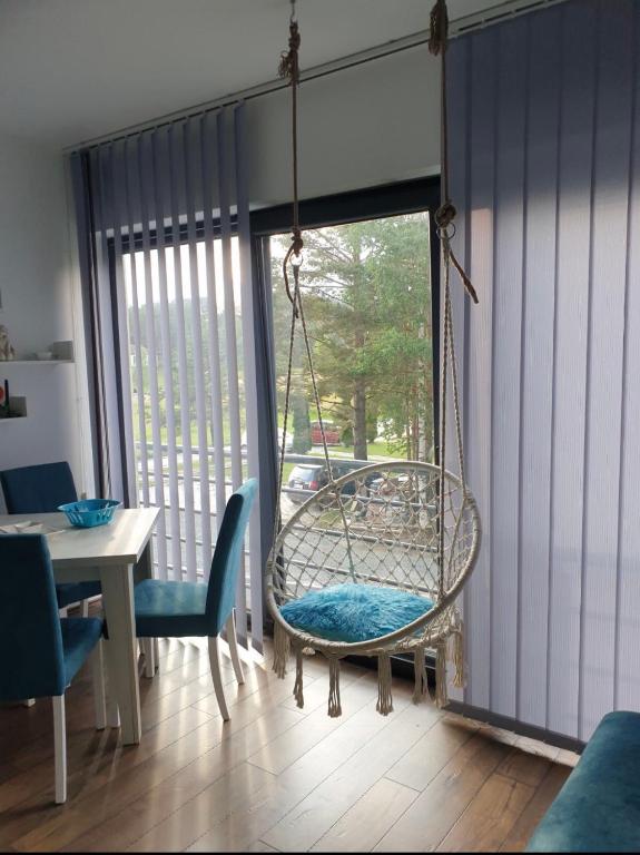 Istumisnurk majutusasutuses Apartman Ruzmići Divčibare