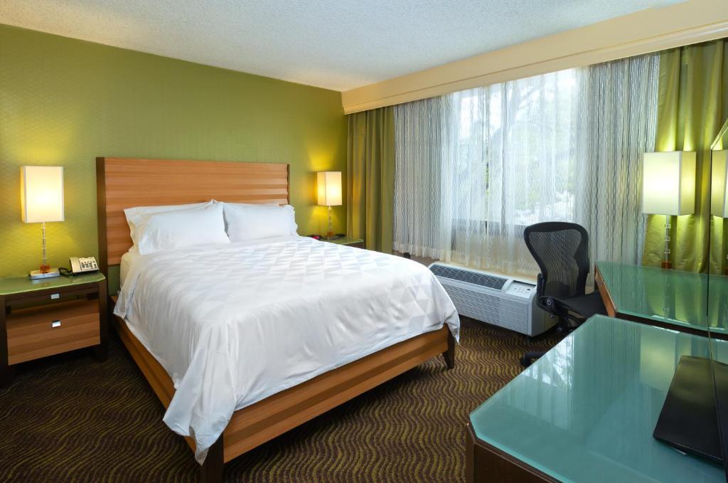 Holiday Inn San Jose-Silicon Valley, an IHG Hotel - 