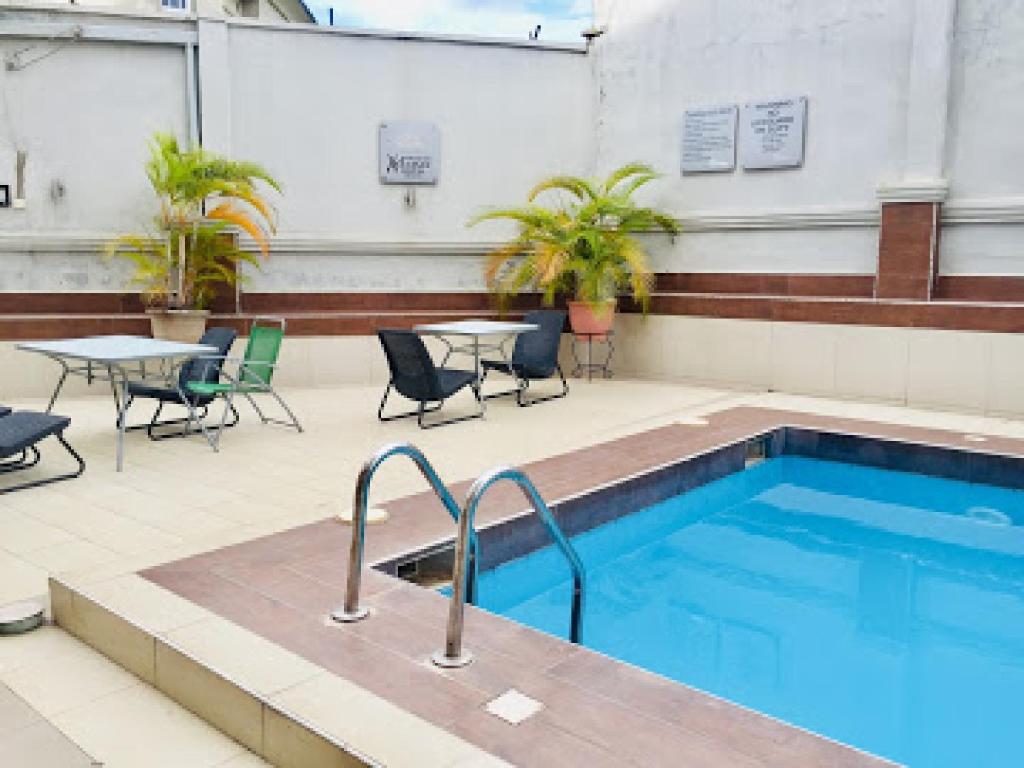 Room in Apartment Carlton Gate Hotel Executive Room, Ibadan