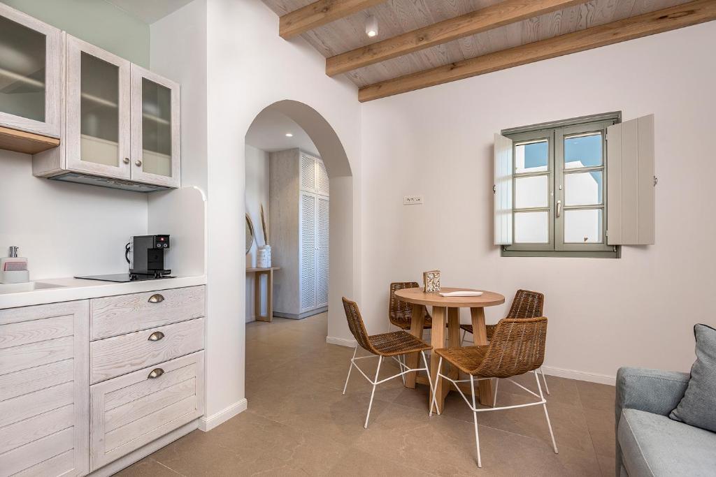 AnamneZia Luxury Suites - 9