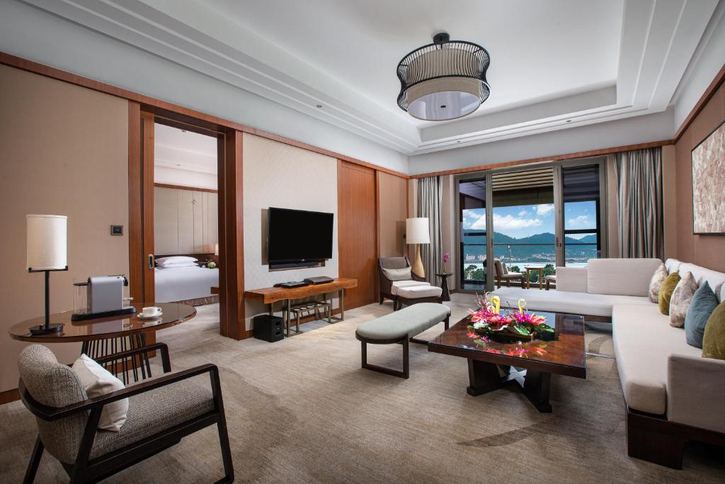 TV a/nebo společenská místnost v ubytování InterContinental Kunming by IHG