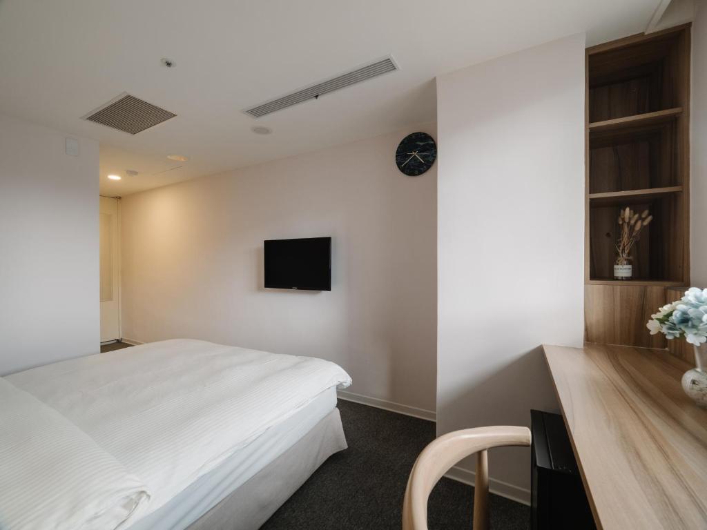 TV a/nebo společenská místnost v ubytování Hotel attic