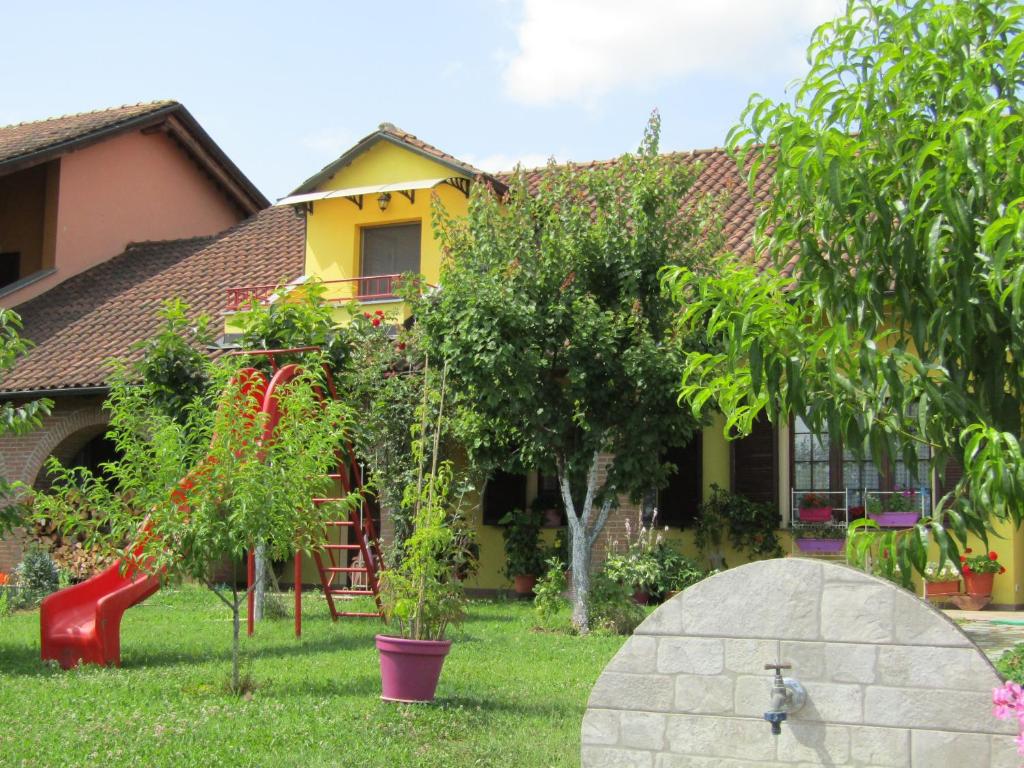 Vonkajšia záhrada v ubytovaní Villa Aurora