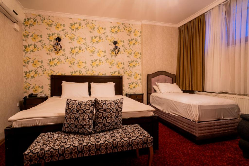 Gulliver Mansion Hotel - Family Room