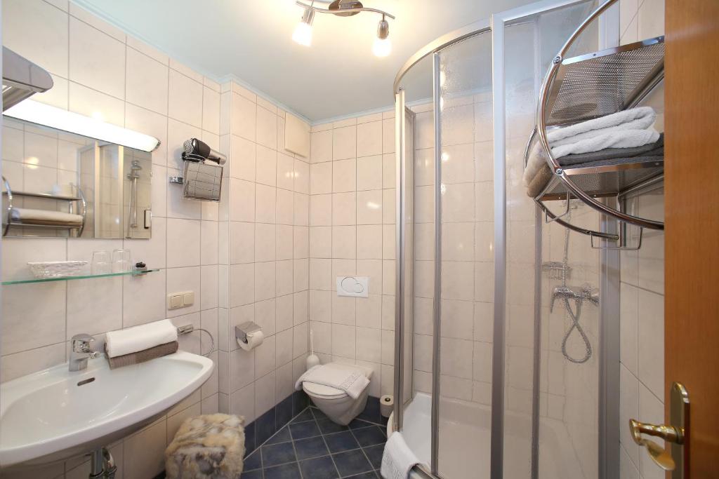 Koupelna v ubytování Hotel Eder Michaela