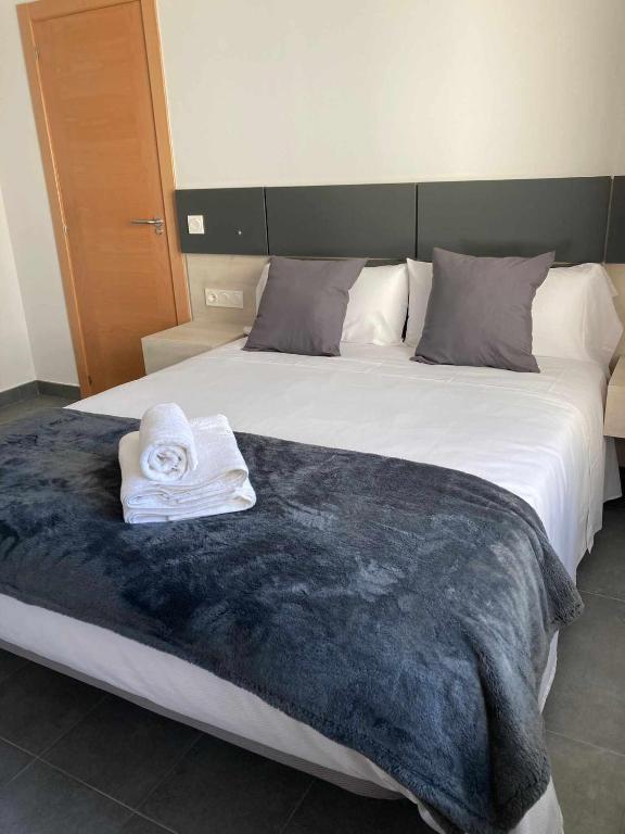 Ramón y Cajal SUITES DE LUXE - 2