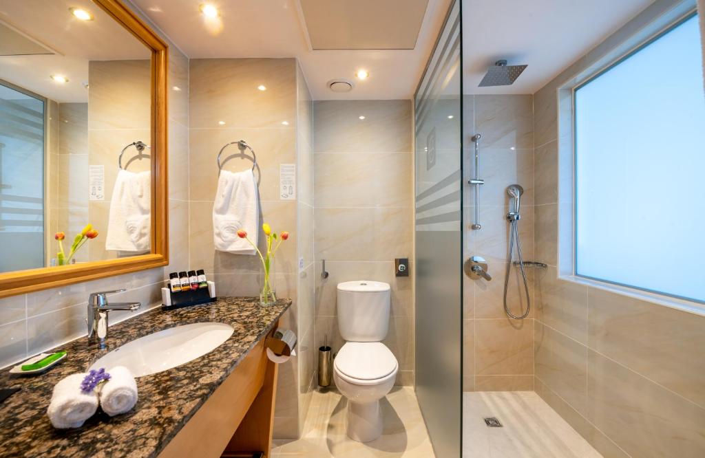Constantinou Bros Athena Beach Hotel - Классическая комната с видом на море