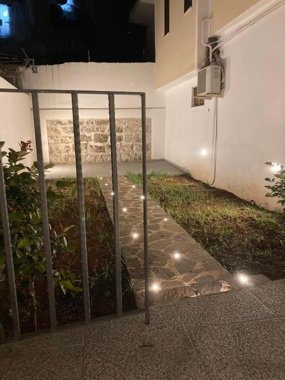 Dost - One-Bedroom Apartment