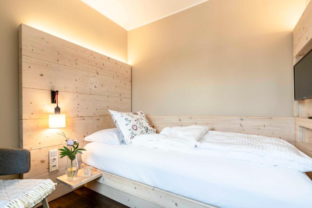 Feldmochinger Hof - Resim 16