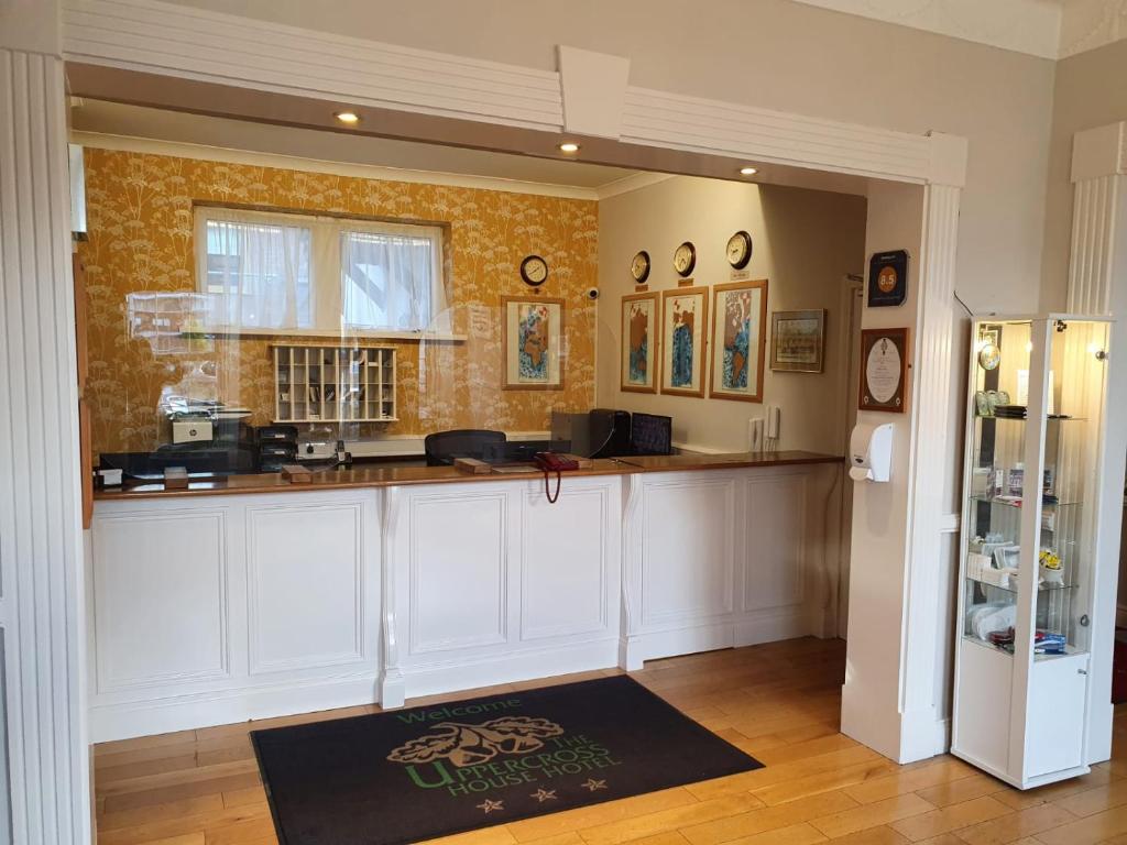 Η κουζίνα ή μικρή κουζίνα στο Uppercross House Hotel