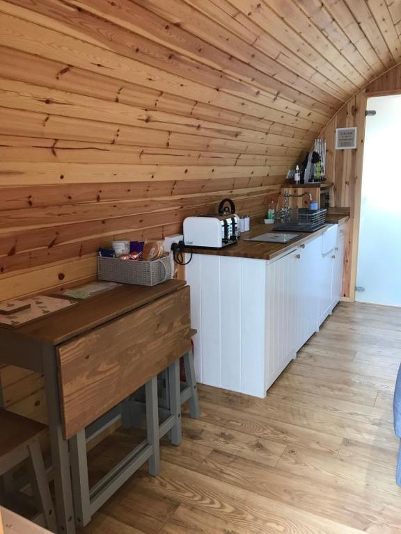 Kuchyň nebo kuchyňský kout v ubytování Portree Pod