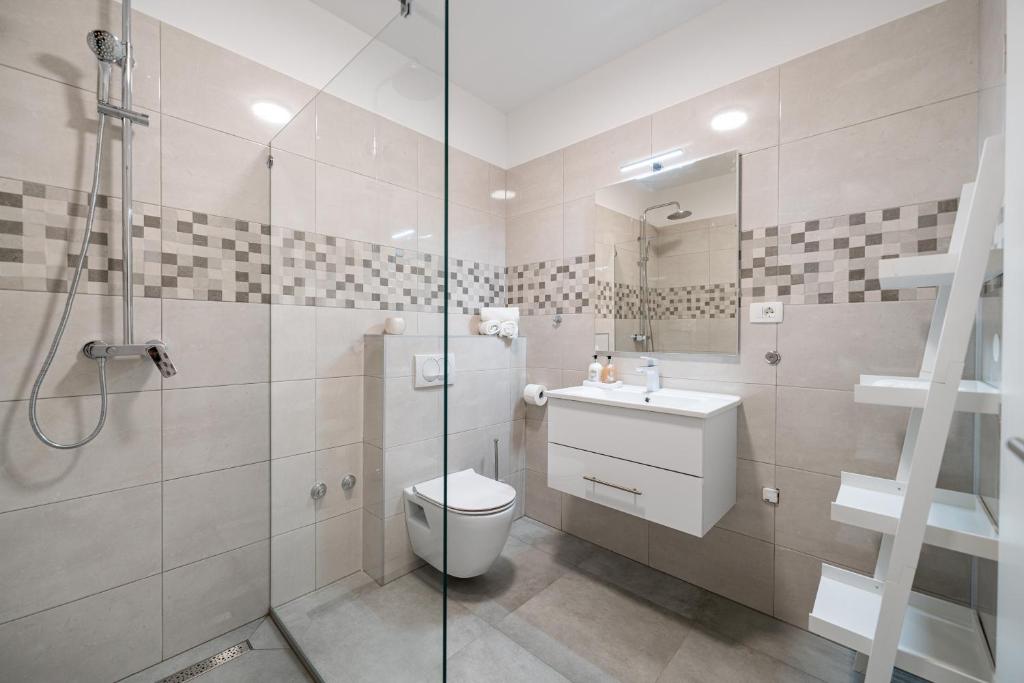 Ein Badezimmer in der Unterkunft Green Point Paklenica
