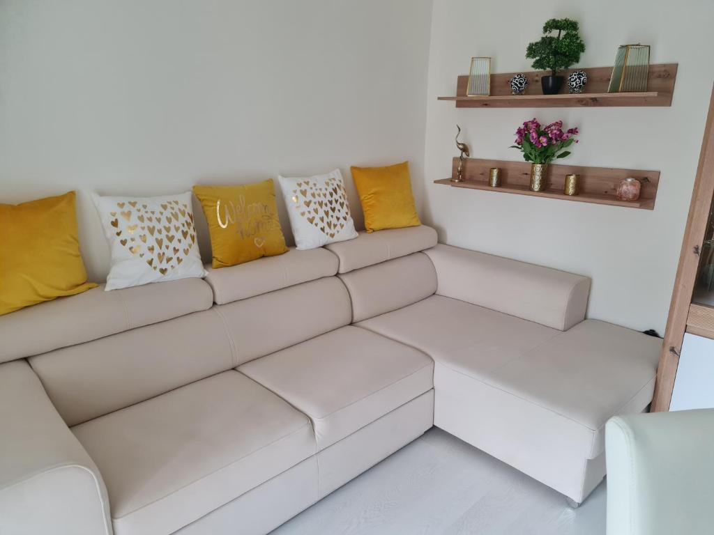 Posedenie v ubytovaní Kolibri Apartman