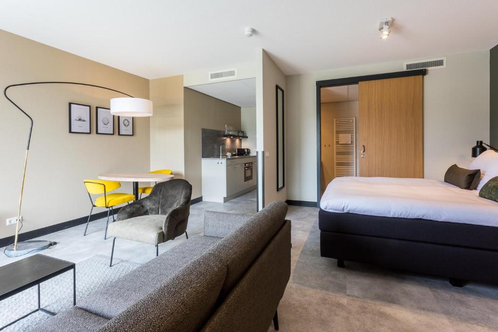 Hotel Zeeuws Licht I Kloeg Collection - Deluxe Junior Suite - No Pets Allowed