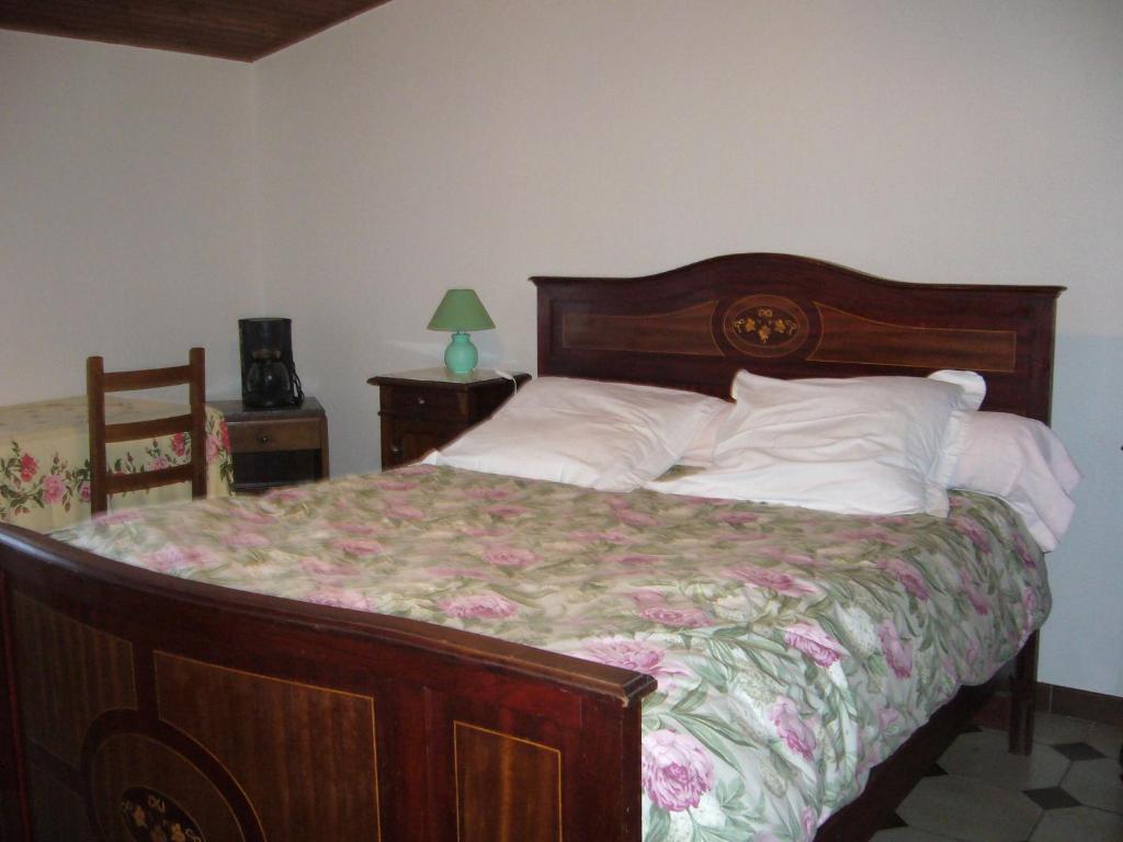 Ένα ή περισσότερα κρεβάτια σε δωμάτιο στο Entre MEDITERRANEE et PYRENEES, à la port de l'ESPAGNE