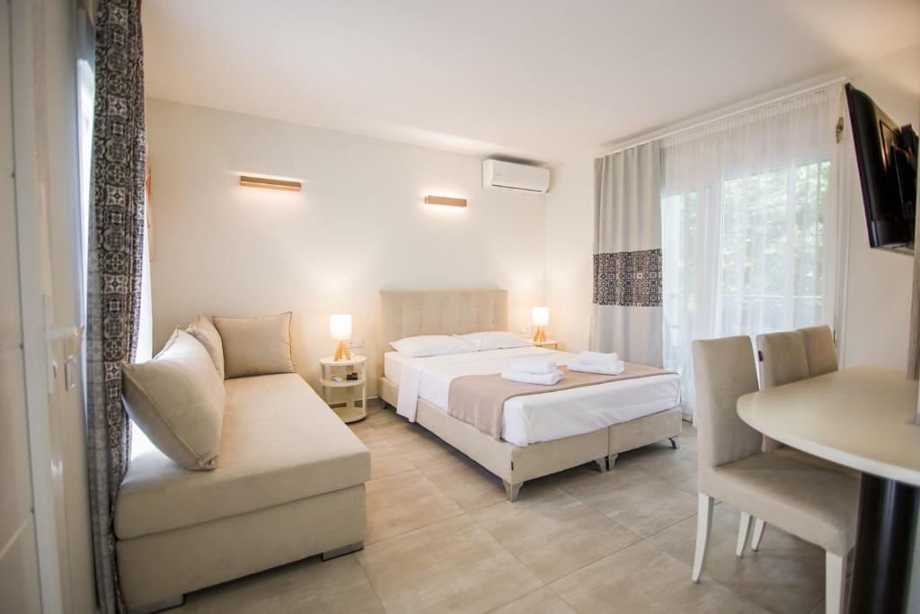 Beach Armonia Resort - Apartment With Terrace