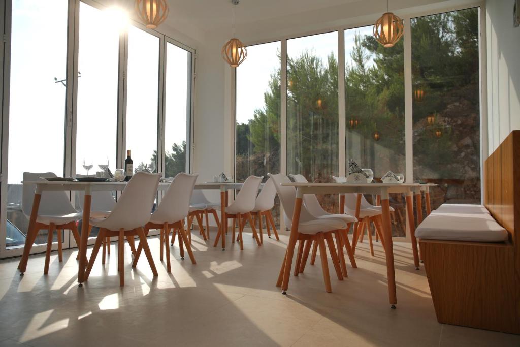Restaurace v ubytování Serenity In