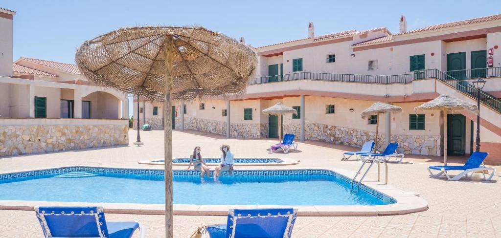 Apartamentos Cabo de Baños by MIJ, Cala en Blanes ...