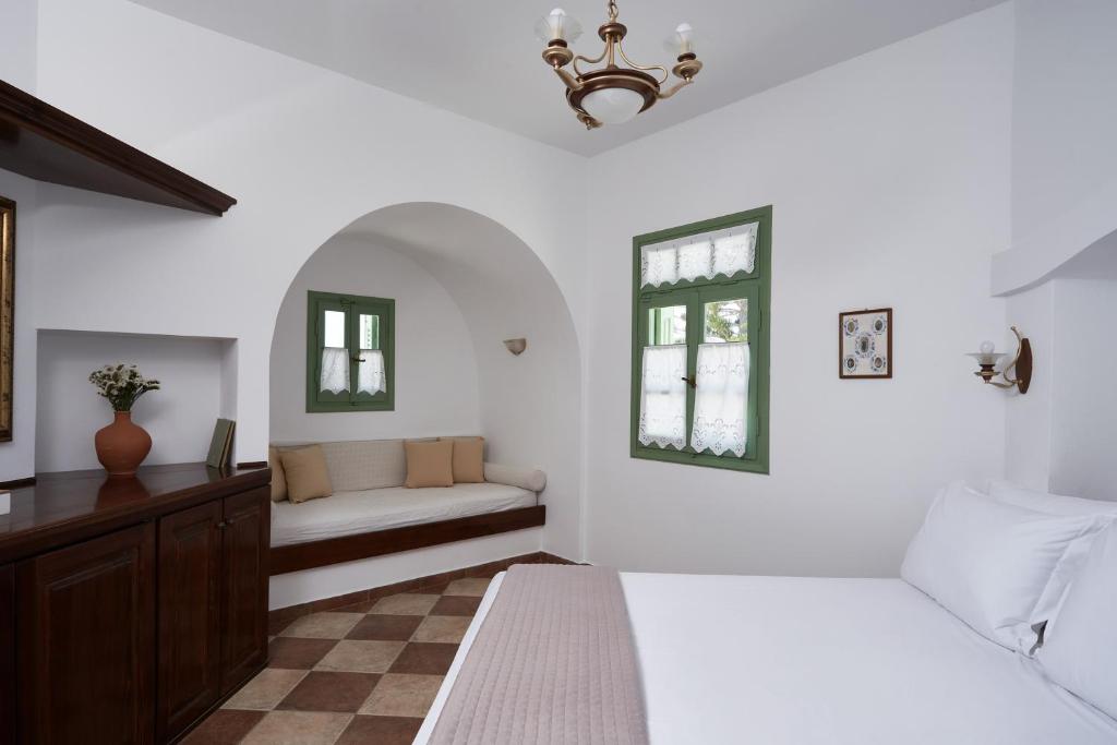 Glarakia Studios - 2