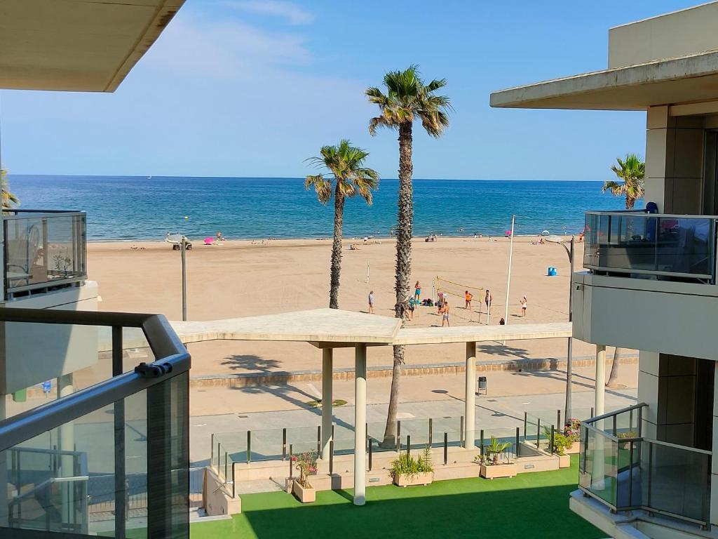 NON STRESS Arena Primera línea de Playa, Valencia – Updated ...