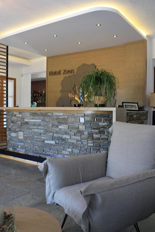Posezení v ubytování Zeus Hotel