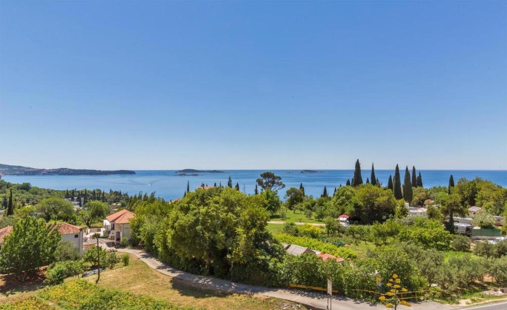 Apartments & Rooms Čakelić - 9