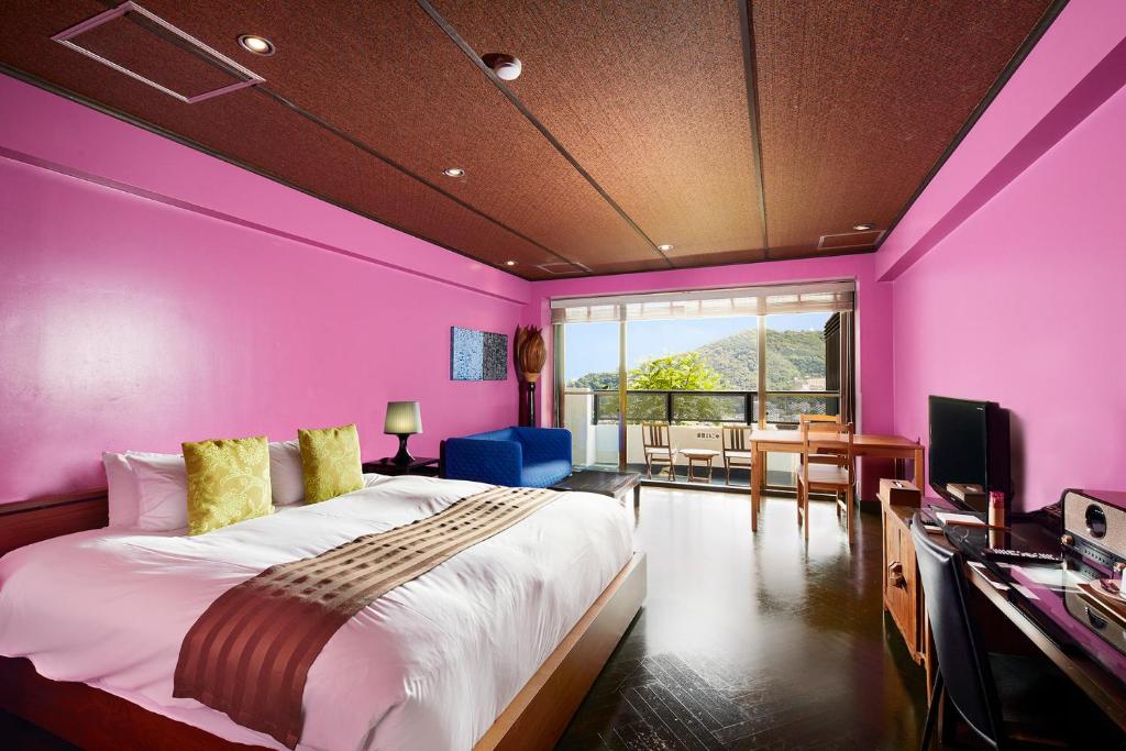 TV a/nebo společenská místnost v ubytování Relax Resort Hotel