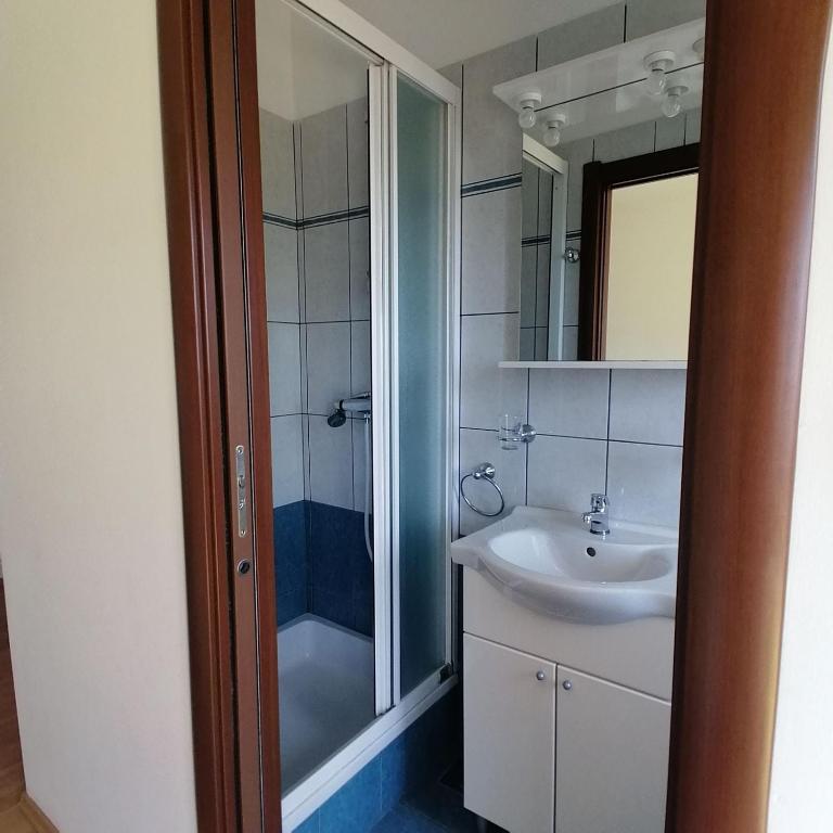 Koupelna v ubytování House ŠPILJAR