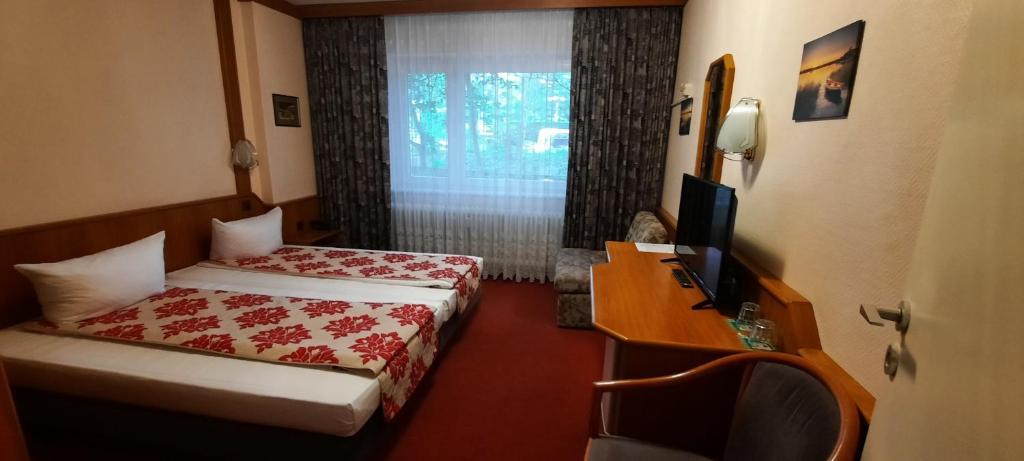 هتل مایلز برلین - Miles Hotel Berlin، هتل مایلز برلین