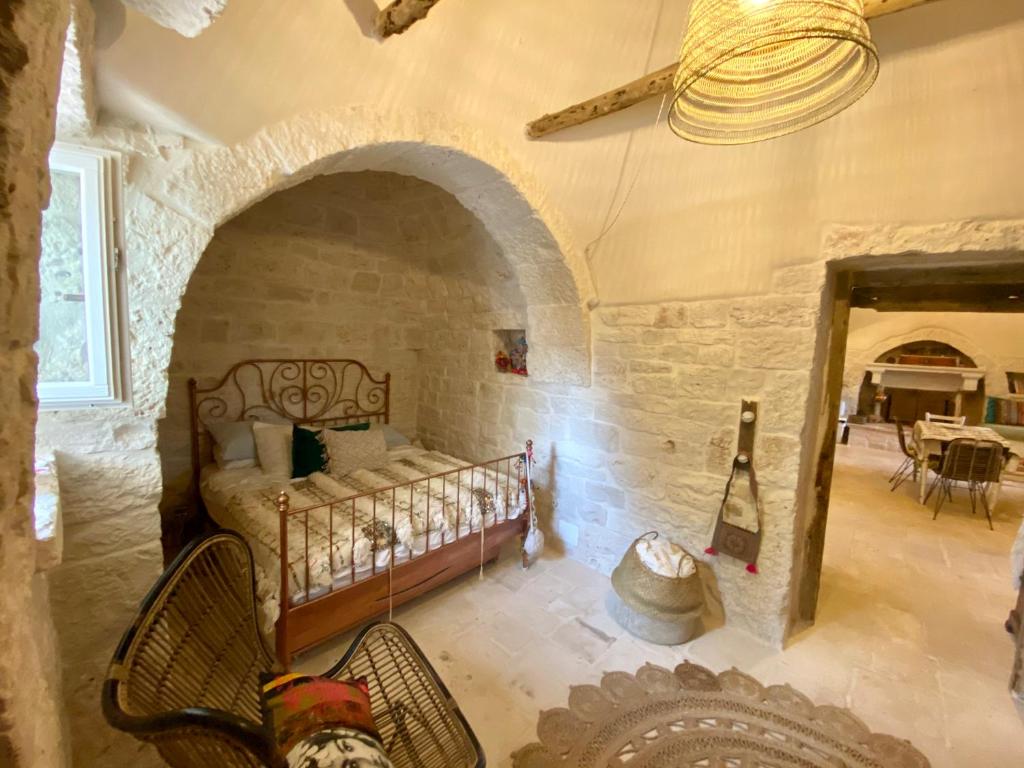 Trullo Trelisa..with private garden, near Alberobello