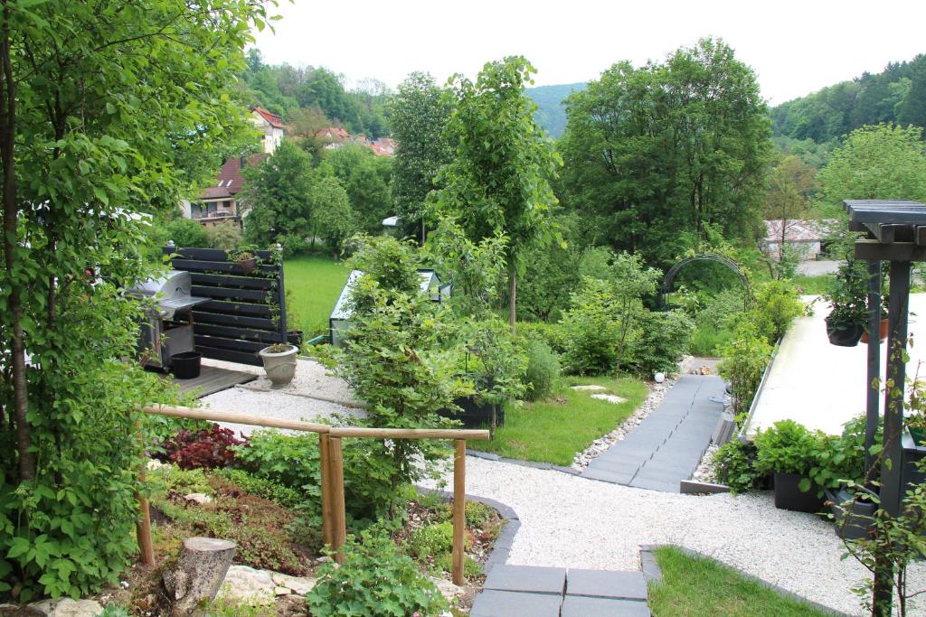Zahrada ubytování B&B Arlesbrunnen