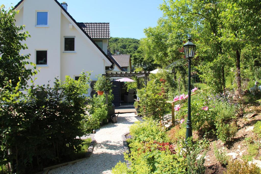 Zahrada ubytování B&B Arlesbrunnen