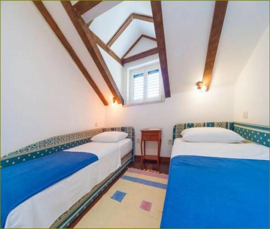 Apartments Vi-La - 18