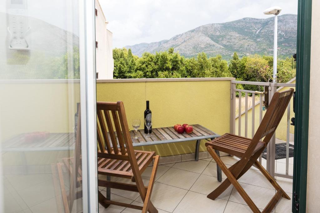 Nespecifikovaný výhled na hory nebo výhled na hory při pohledu z apartmánu