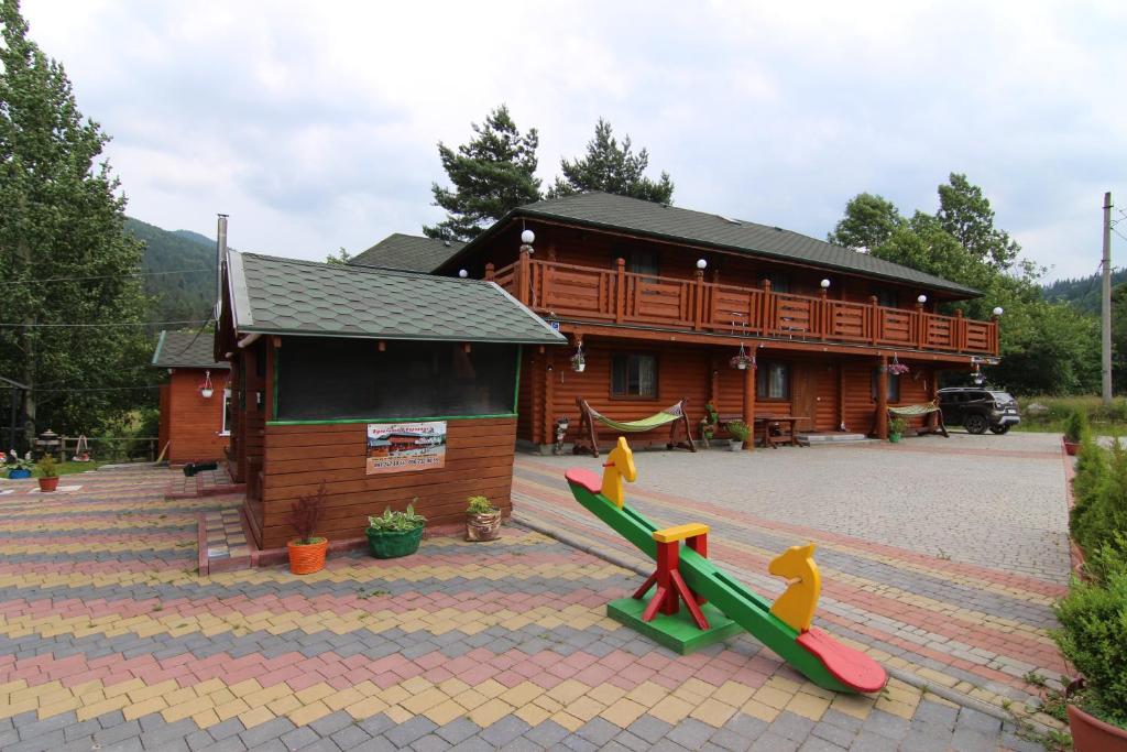 Budova, kde se aparthotel nachází