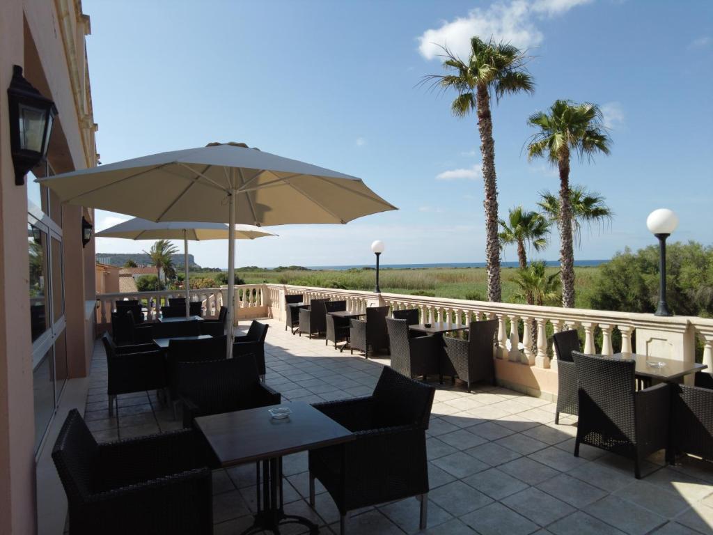 Hotel Arenas de Son Bou, Spain - Booking.com