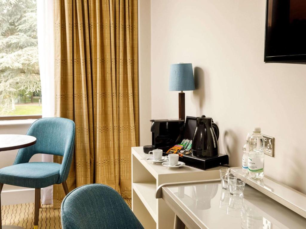 Posezení v ubytování Mercure Hull Grange Park Hotel