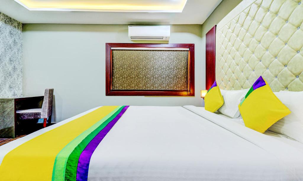Postel nebo postele na pokoji v ubytování Itsy Hotels Aasma Luxury Villa
